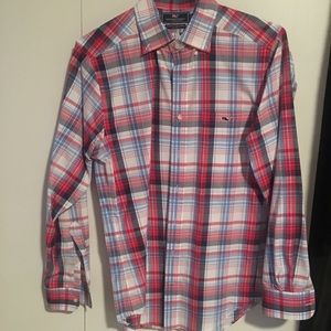 Men’s Vineyard Vines button down shirt
